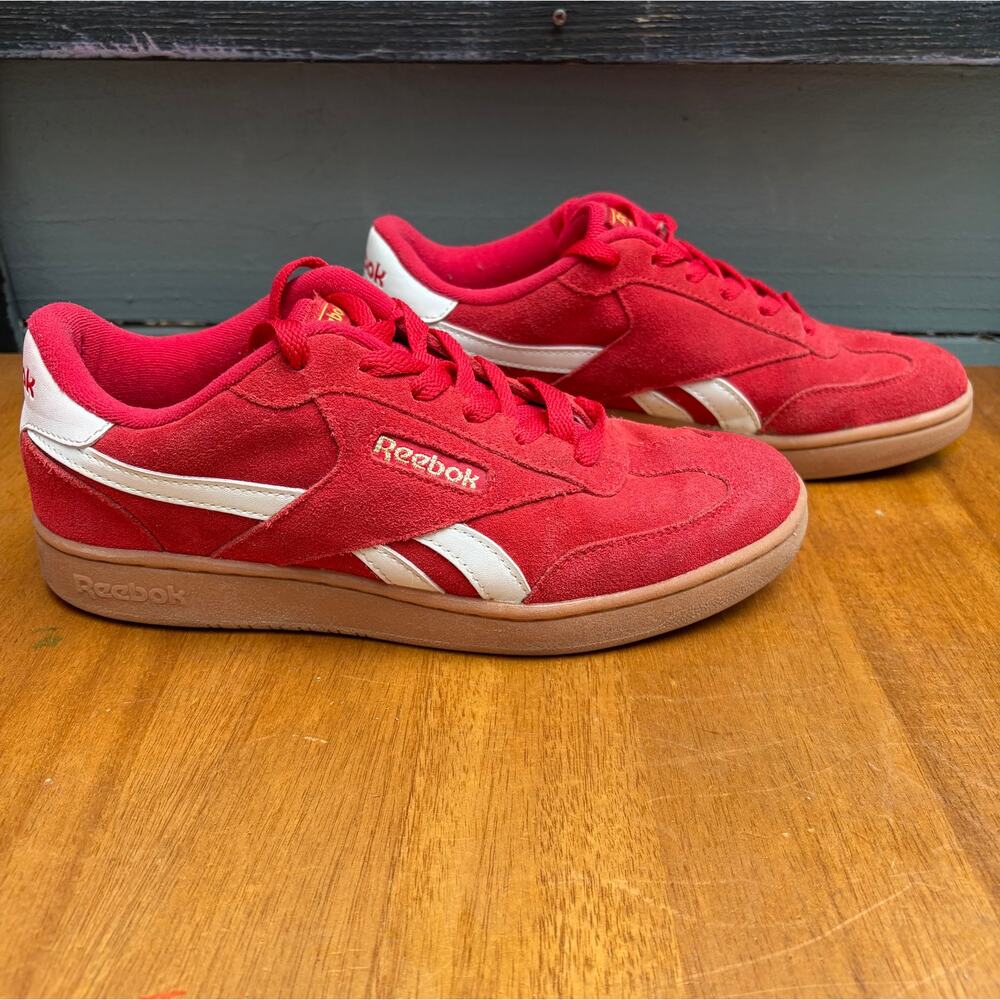 Reebok Court Advance Suede Sneakers Womens 8.5 Red Gum Sole Casual Shoes - Picture 3 of 9
